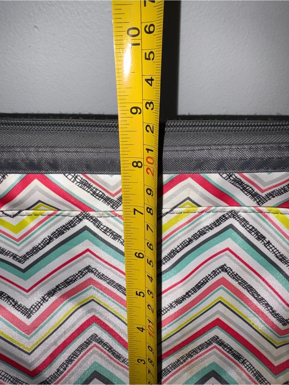 Thirty-One Large Cosmetic Bag Tip Top Chevron Travel Makeup Toiletry Organizer
